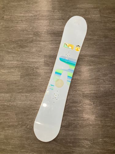Men's Burton Retro 148cm Snowboard Without Bindings