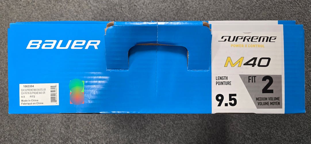 Bauer Supreme M40 Hockey Skates Senior Regular Width 9.5 (New)