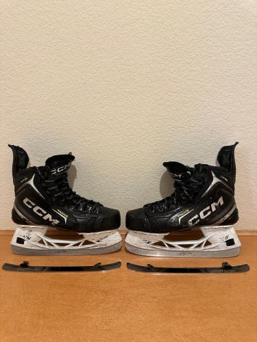 CCM Tacks XF 80 Hockey Skates Regular Width 6 (Used) WITH Replacement Black Steel Blades!!!