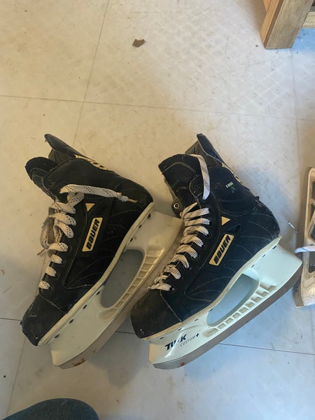Bauer Hockey Skates 9 (Used)