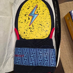 Yellow Bruce Bolt Sliding Mitt