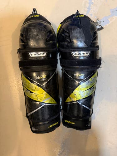Senior Bauer Supreme Ultrasonic 16" Shin Pads (Used)