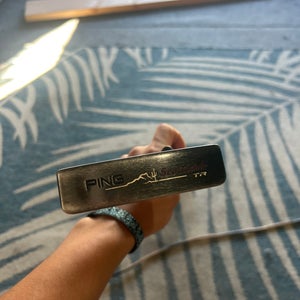 Black Men's Ping SCOTTSDALE Blade Right Handed Putter Uniflex 35" (Used)