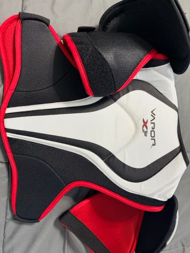 Men's Large Senior Bauer Vapor 3X Shoulder Pads (Used)