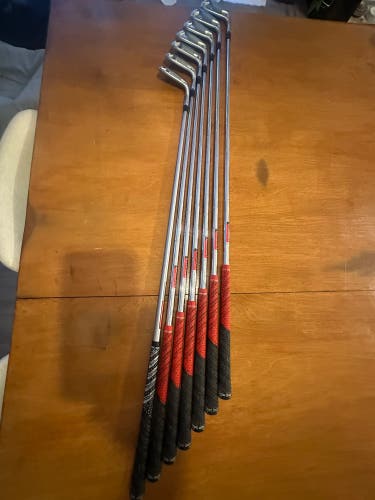 2022 TaylorMade P770 Right Handed Iron Set Steel Shaft (Used)