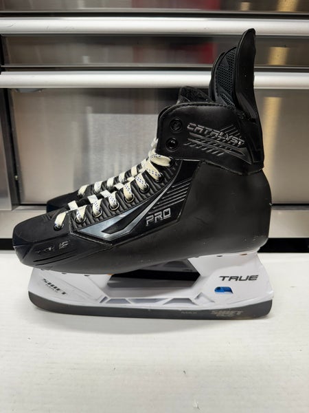 True Catalyst Pro Skate Size 8 Regular Width NHL Pro Stock (New)