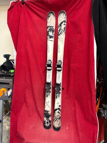 Skis: K2 156 cm All Mountain Skis (Used)