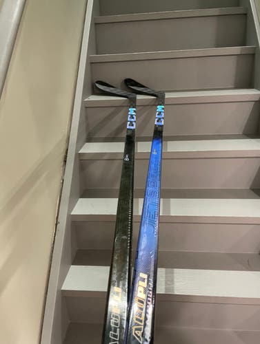 (2 pack) Senior CCM JetSpeed FT8 Pro Left Hand Hockey Stick P28 75 Flex Pro Stock (New)