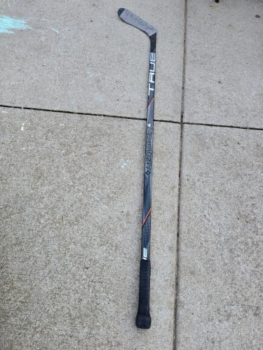 Senior True HZRDUS 9x4 Left Hand Hockey Stick T28 85 Flex (Used)