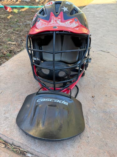 Cascade CPV-R Goalie Helmet (Used)