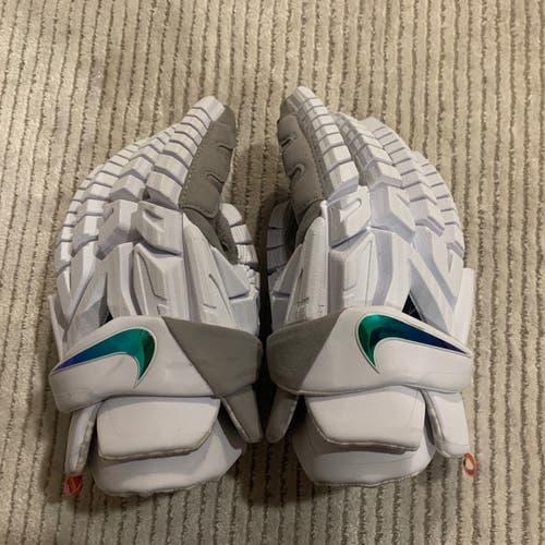 Nike Vapor Premier Lacrosse Gloves (Used)