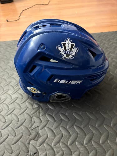 Medium Bauer Re-Akt 150 Helmet Pro Stock (Used)