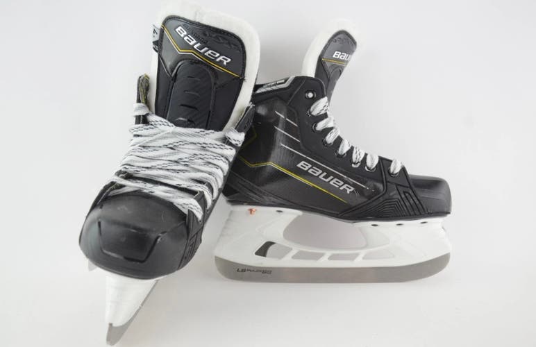 Bauer Supreme M40 Intermediate Ice Hockey Skates 4.5 Fit 3