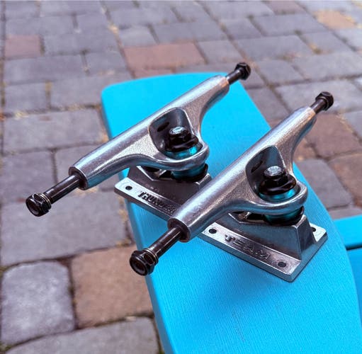 Thunder Team Edition Polished 149 Skateboard Trucks - 8.5 Axles Set of 2 (NWOT)