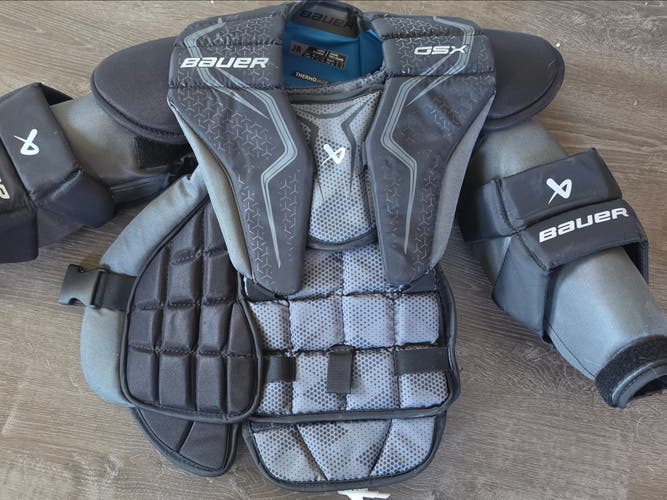 Large/Extra Large 2024 Bauer GSX Goalie Chest Protector (Used)