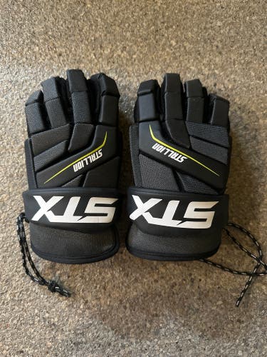 STX Stallion 200 Lacrosse Gloves (Used)