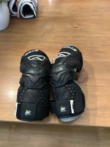 Medium Adult STX Cell V Arm Pads (Used)