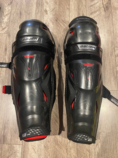 Senior Bauer Vapor 3X Pro 16" Shin Pads (Used)
