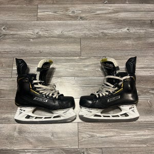 Black 2018 Bauer Supreme 2S Hockey Skates Regular Width 10 (Used)