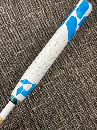 White 2023 DeMarini CF Composite Bat (-11) Composite 21 oz 32" (Used)