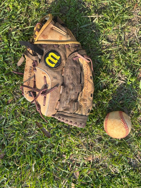 Wilson A440 Fastpitch RH Pitcher's Softball Glove 11.5" (Used)