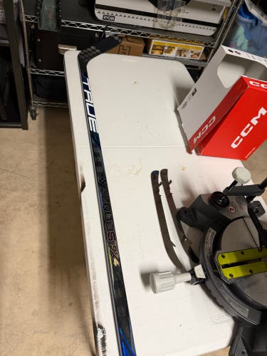 Senior True HZRDUS 9x4 Right Handed Hockey Stick PP88 95 Flex Pro Stock (Used)