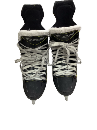 Used CCM 9350 TACKS Junior Hockey Skate Junior 04 11613-S000178447