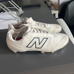 Size M 11.5 (W 12.5) New Balance Low Top (Used)