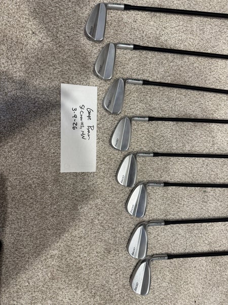 Men's 2018 Ping i500 Right Handed Iron Set Stiff Flex (8 Clubs) #4 - #9, PW, GW (Used)