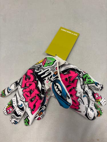 Used Battle Sports DOOMSPEED RECEIVER GLOVES FB Gloves White Youth 11490-S000269792