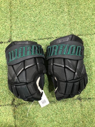 Black Senior Warrior Covert Pro Gloves 14" (Used)