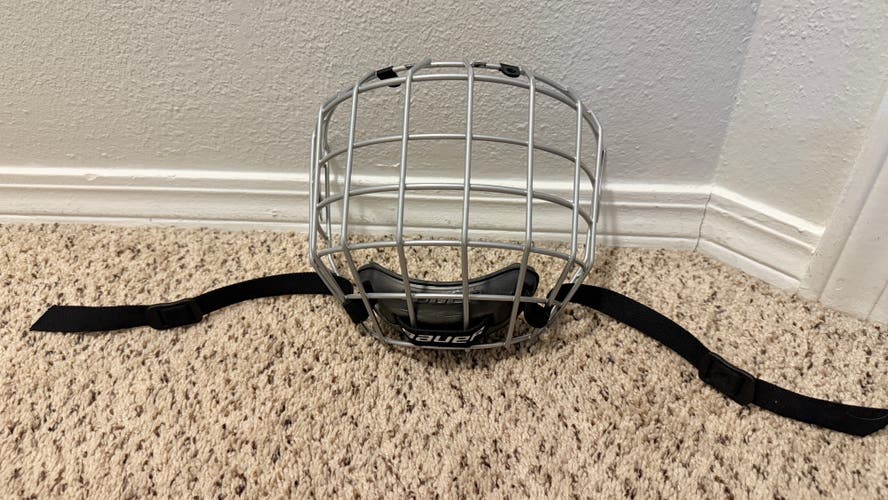 Small Bauer Full Cage (Used)
