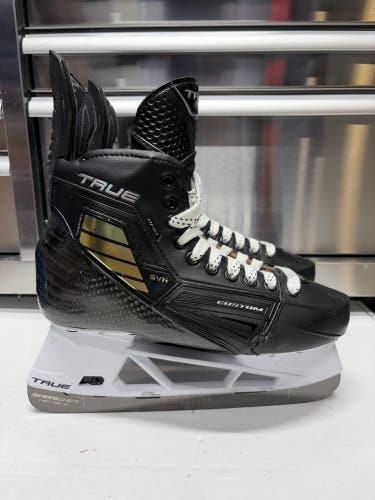 True Custom SVH Pro Skate Size 8 Regular Width NHL Pro Stock (Like New)