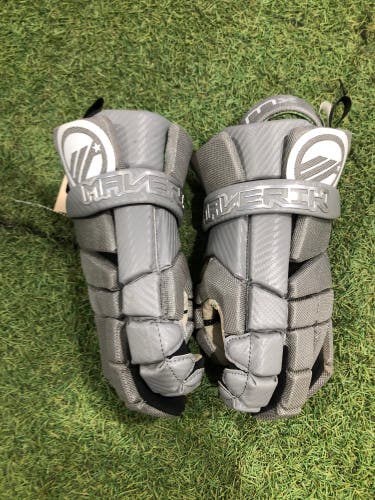 Gray Maverik MX Lacrosse Gloves (Used)