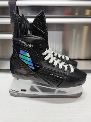 True Custom SVH Pro Skate Size 7 Regular Width NHL Pro Stock (New)