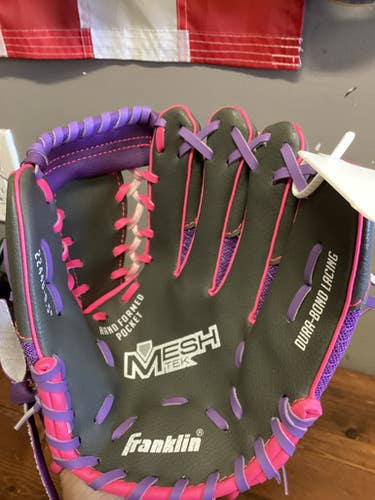 Franklin 22448-9.5 BB/SB Glove RH Throw Purple 9 1/2" 11443-S000203792