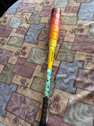 2025 Easton Hype Fire Composite USABat Certified Bat (-11) 16 oz 27" (Used)
