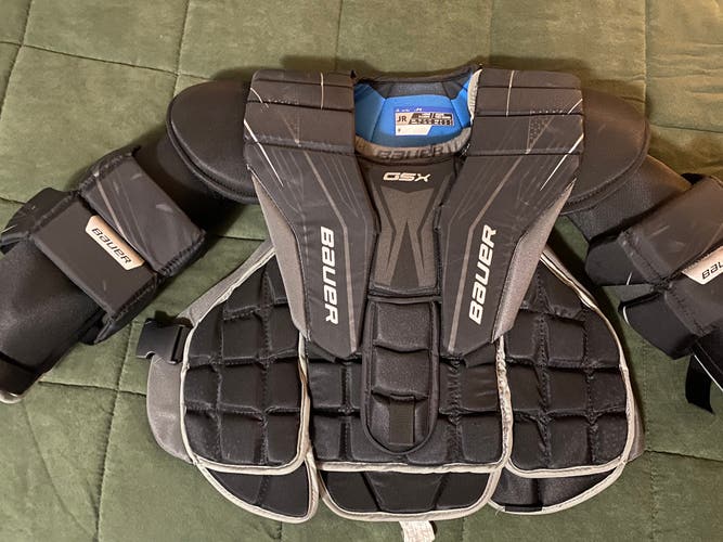 Large/Extra Large Bauer GSX Goalie Chest Protector (Used)