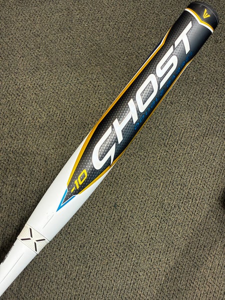 White 2022 Easton Ghost Composite Bat (-10) Composite 23 oz 33" (Used)