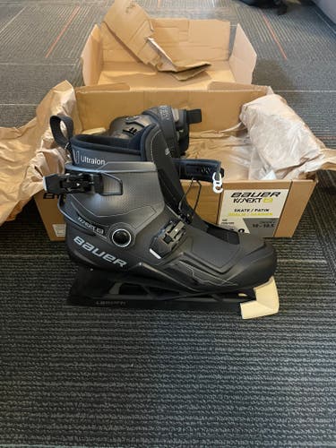 *NEW* Bauer Konekt 2 Goalie Skates (size 10)