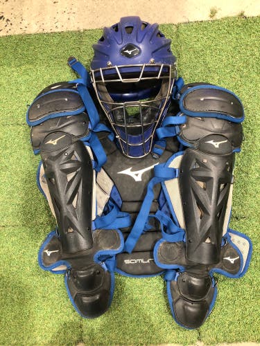 Youth Mizuno Samurai Catcher's Set (Used)