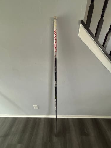 Senior Bauer Vapor Hyperlite Left Hand Hockey Stick P88 77 Flex (New)