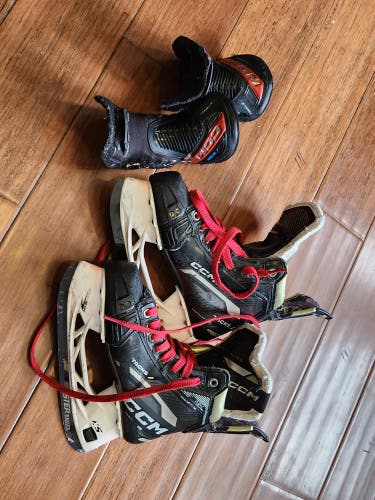 Black CCM Tacks AS-V Hockey Skates Regular Width Size 3 (Used)