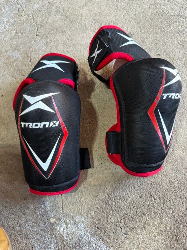 Senior Medium Tron Elbow Pads (Used)