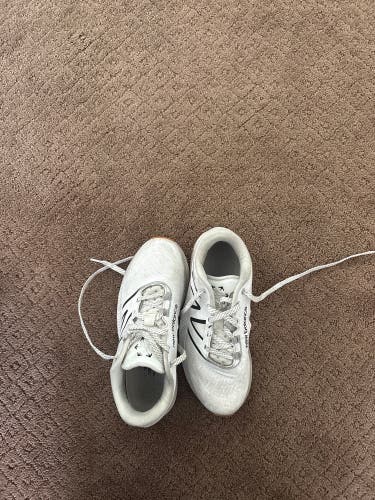 White Men's Size M 8.0 (W 9.0) New Balance Freeze 4.0 LX Turf Lacrosse Shoes(Used)