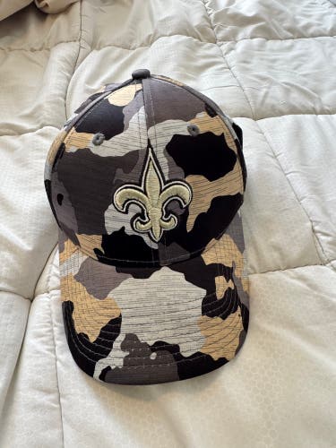 New Orleans Saints Adult Unisex One Size Fits All Nike Hat (Used)