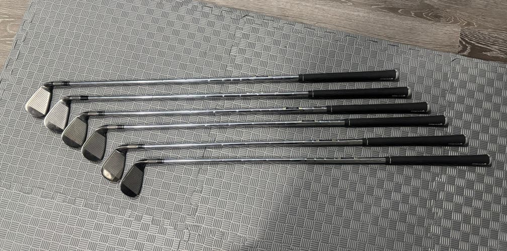 Men's 2016 TaylorMade 2016 M2 Left Hand Iron Set Regular Flex 6-9, PW, AW Steel Shaft (Used)