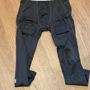 Gray Medium Boys Under Armour Compression (Used)