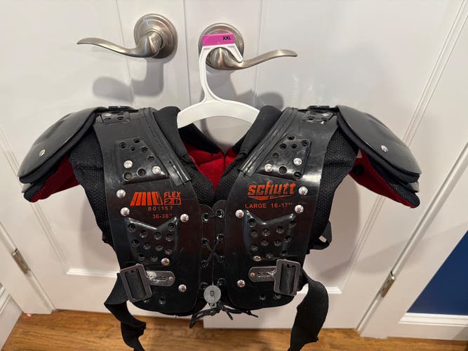 Large Youth Schutt Y Flex 2.0 Shoulder Pads (Used)