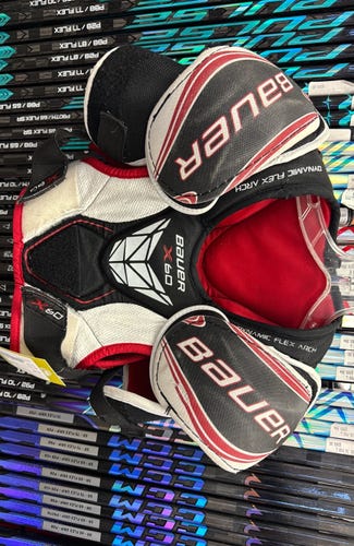 JR SM Bauer Vapor X60 Used Small Ice hockey Junior Shoulder Pad Pads X 60